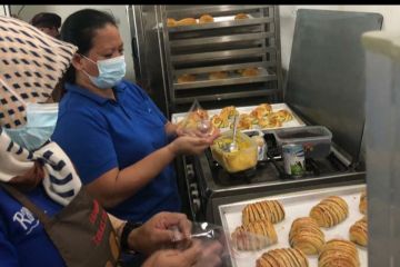 Kue produksi Lapas Perempuan Palembang diminati untuk Lebaran