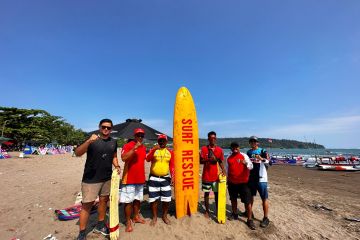 Tim Respons Cepat Jabar pantau tempat wisata pantai saat libur Lebaran