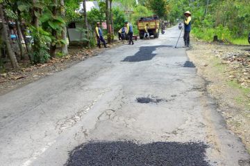 Pemkab Gunungkidul anggaran Rp69,65 miliar perbaikan 20 ruas jalan