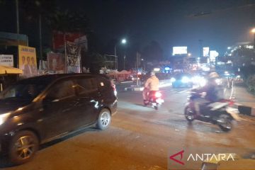 Polisi lanjutkan penerapan rekayasa lalin di Puncak Bogor hingga Senin