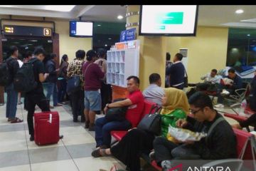 Jumlah penumpang pesawat di Bandara SMB II Palembang masih tinggi