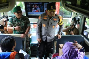 Kapolda Jatim berangkatkan 112 bus balik mudik ke Jakarta