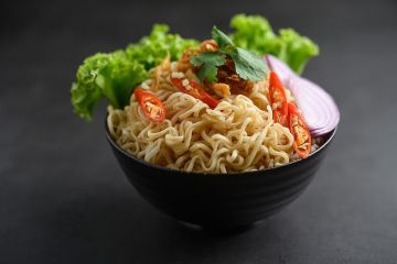 Saran ahli gizi soal bekal nasi dan mie goreng