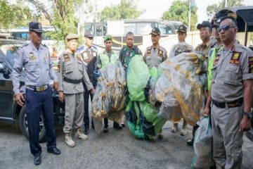 Pemkot Pekalongan sita 70 balon udara liar