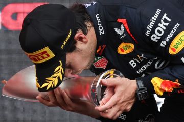 Perez tahan gempuran Verstappen untuk menangi GP Azerbaijan
