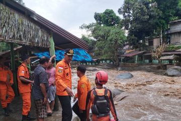 Tim Basarnas Medan lakukan penyisiran banjir bandang Sembahe