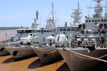 5 KRI penjaga kedaulatan perairan Indonesia tiba di Kalimantan Barat