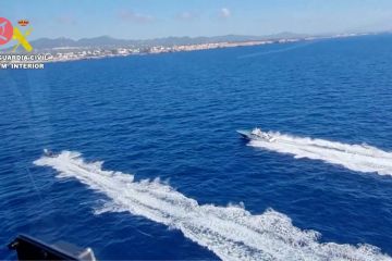 Dramatis, polisi Spanyol kejar perahu penyelundup narkoba