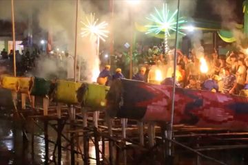 Festival Meriam Karbit warnai kemeriahan malam takbiran di Pontianak
