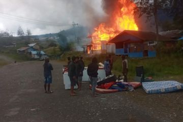 KKB bakar rumah warga di Kabupaten Puncak Papua Tengah