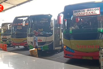 Layani pemilir, 340 armada bus disiagakan di Terminal Terpadu Merak