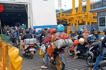 Pelabuhan Panjang-Ciwandan belum menarik minat pemilir motor ke Jawa
