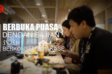 Berbuka puasa dengan sajian sushi berkonsep omakase