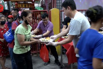 Cermin keberagaman, buka puasa bersama di Vihara Dharma Bhakti