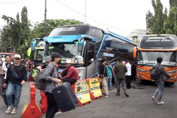 Terminal Kalideres antisipasi lonjakan penumpang dengan tambah 150 bus