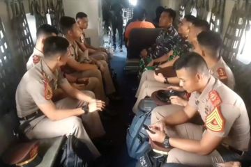 TNI AL kerahkan 5 unit pesawat layani mudik gratis dari Surabaya