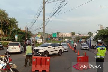 Polisi putar balik 110 kendaraan di Jalur Puncak saat ganjil-genap