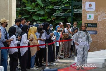 Peragaan busana Kartini Masa Kini di Yogyakarta