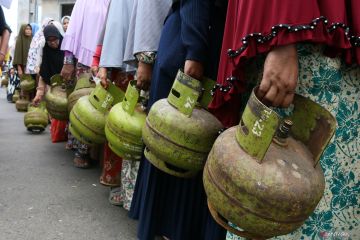 Operasi pasar gas elpiji tiga kilogram di Aceh