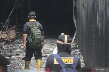 Labfor Polda Jatim tunda penyelidikan penyebab kebakaran Malang Plaza