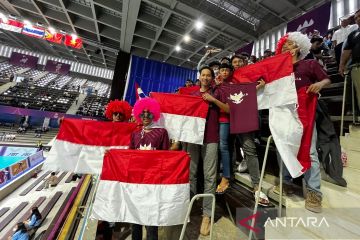 Keseruan WNI di Kamboja beri dukungan untuk timnas di SEA Games