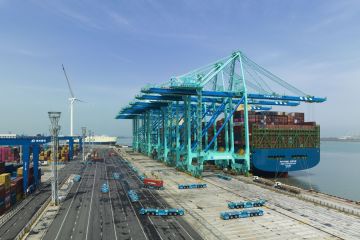 Pelabuhan Tianjin China catat pertumbuhan perdagangan kuat di Q1 2023