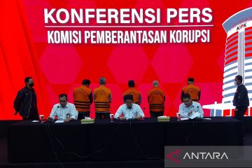 KPK tahan lima mantan anggota DPRD Jambi