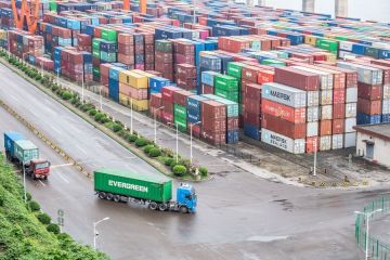 Pelaku usaha jaga optimisme di tengah perlambatan logistik China