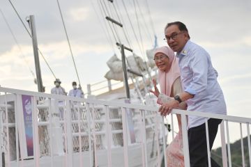Anwar Ibrahim sambut kelahiran cucu ke-13