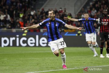 Mkhitaryan persembahkan penghargaan MVP untuk semua rekan satu tim