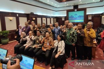 Gubernur minta 13 Calon Dubes promosikan UMKM Jawa Barat