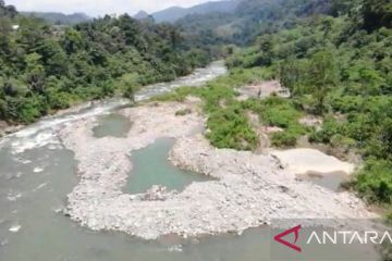 Aktivitas tambang emas ilegal di Pasaman Barat rusak kawasan sungai
