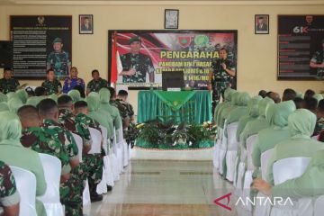 Pangdam XIV/Hasanuddin minta TNI AD di Muna tak berpolitik