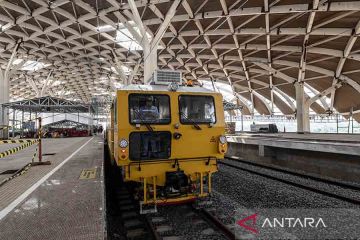 Pembangunan Stasiun Kereta Cepat Jakarta-Bandung (KCJB) Halim