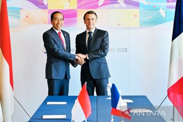 Jokowi dan Macron bahas keanggotaan FATF hingga pertahanan