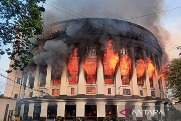 Kebakaran Kantor Pos Pusat Manila