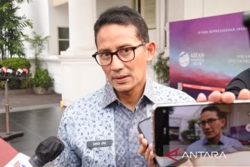 Sandiaga imbau penggemar Coldplay tidak utang pinjol jika tidak mampu