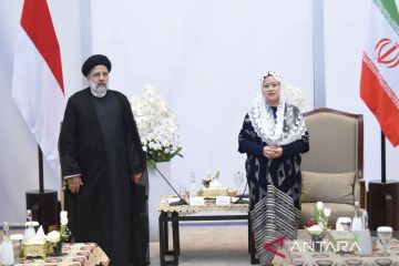 Puan tekankan penguatan hubungan bilateral saat terima Presiden Iran