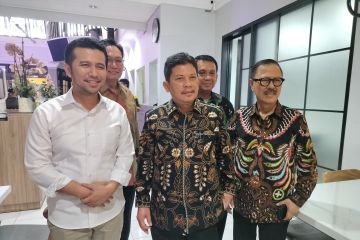 Pemprov Jatim dorong kabupaten/kota segera wujudkan UHC