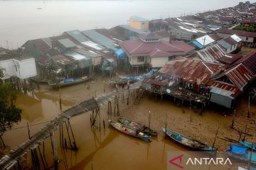 Jembatan rusak di Tanjung Jabung Timur