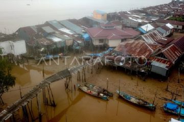 Jembatan rusak di Tanjung Jabung Timur