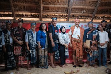 Bupati: Sumba Timur butuh guru ajarkan kepercayaan Marapu