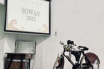 Karnaval sepeda onthel internasional digelar UMM-Kosti Kota Malang