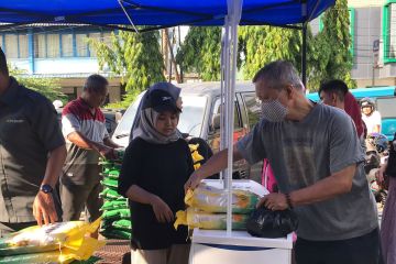 Bulog Kalbar rutin gelar operasi pasar tekan inflasi