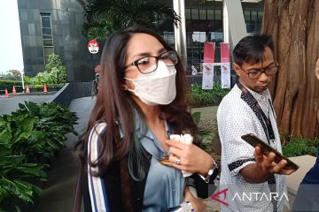 KPK periksa Windy "Idol" terkait dugaan aliran uang kasus suap MA