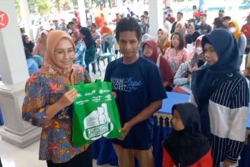 Pemkab Madiun salurkan paket bahan pangan bagi keluarga rawan stunting