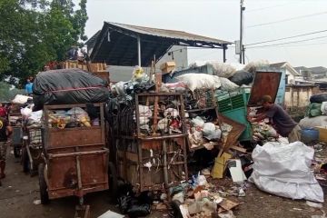 Pemkot Bandung siapkan penanggulangan tumpukan sampah usai Lebaran