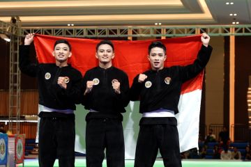 Perjuangan atlet pencak silat raih dua medali emas