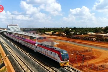 Masyarakat Kenya puji layanan kereta SGR buatan China