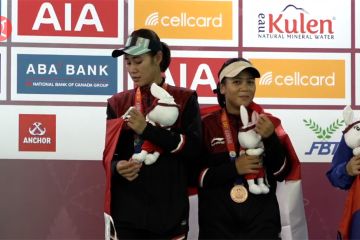 Soft tenis ganda putri sumbang perunggu Sea Games Kamboja